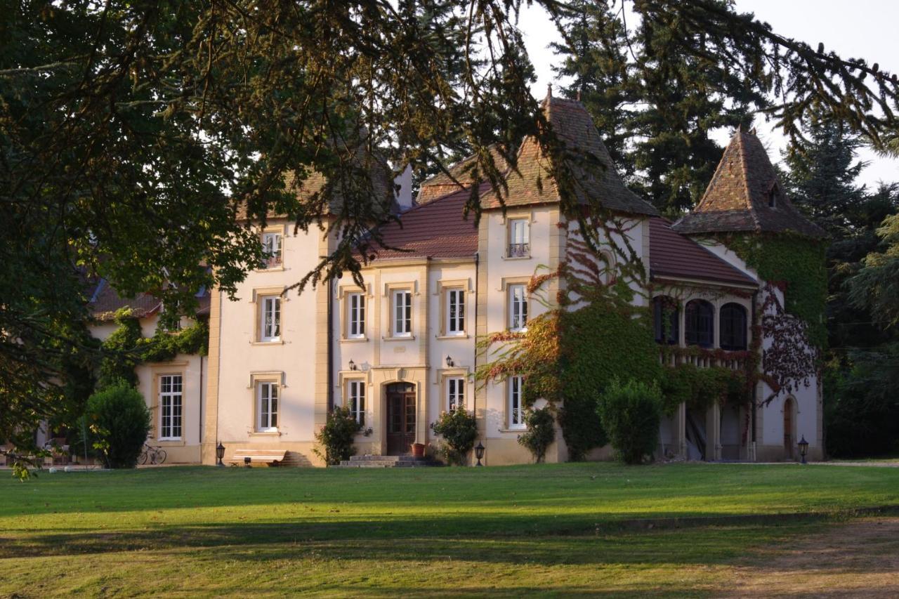 Domaine Des Grands Cedres Bed & Breakfast Cordelle ภายนอก รูปภาพ